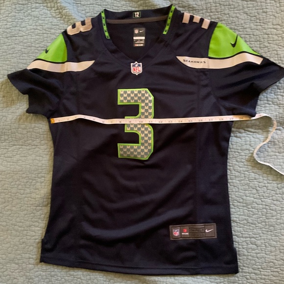 Women’s Seahawk jersey, Wilson football jersey. 12th man. - Picture 5 of 8